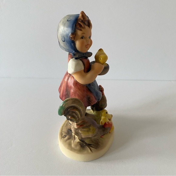 Hummel Figurine: 199/0 “Feeding time” - Picture 8 of 9